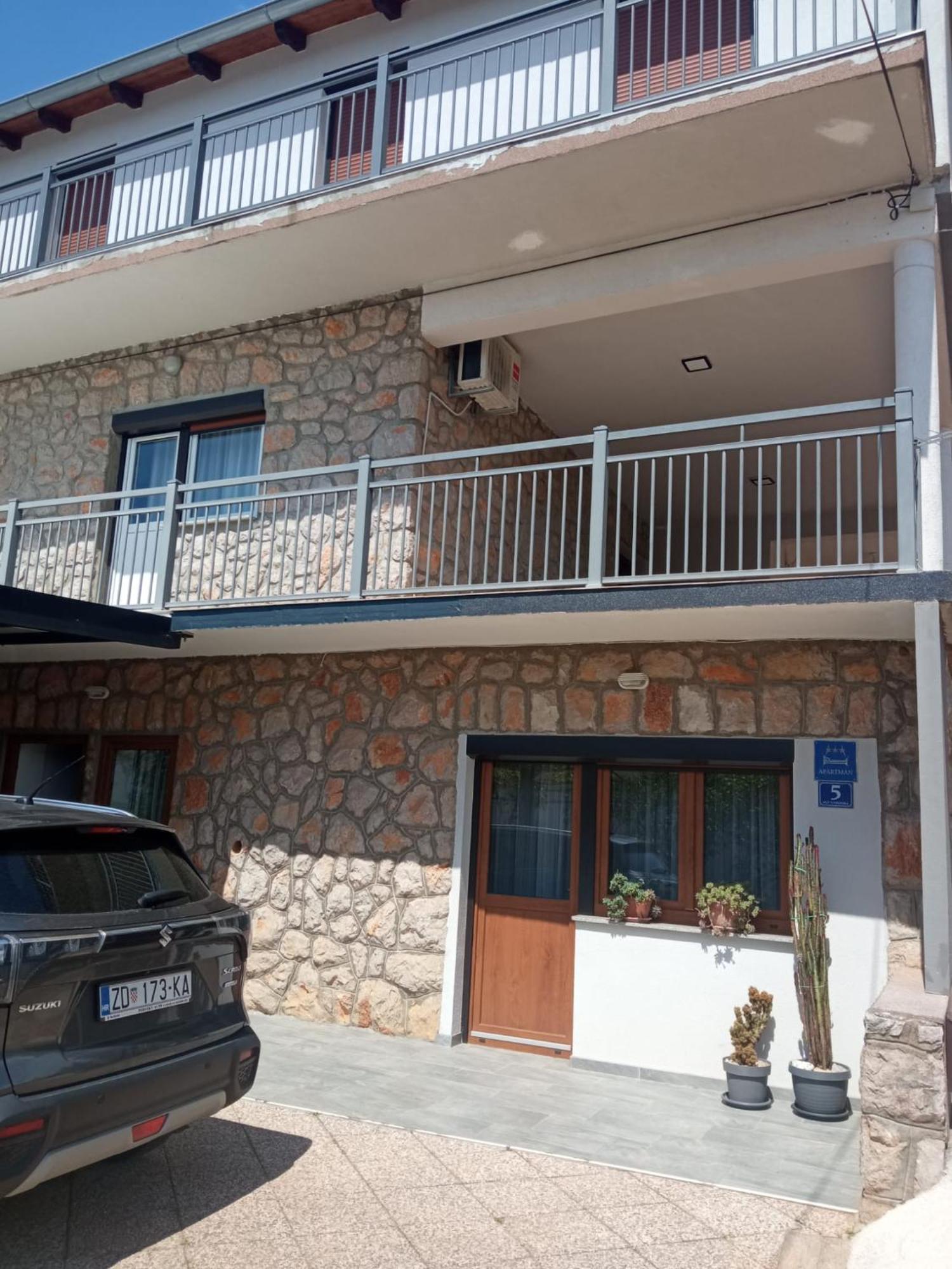 Apartment Plitvice Starigrad Paklenica Ngoại thất bức ảnh